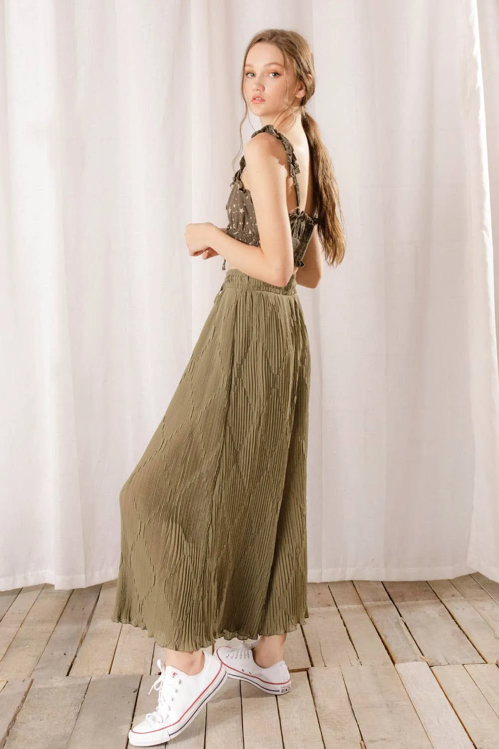 Olive Wide Leg Pants - Pleated Accordion Palazzo Pants