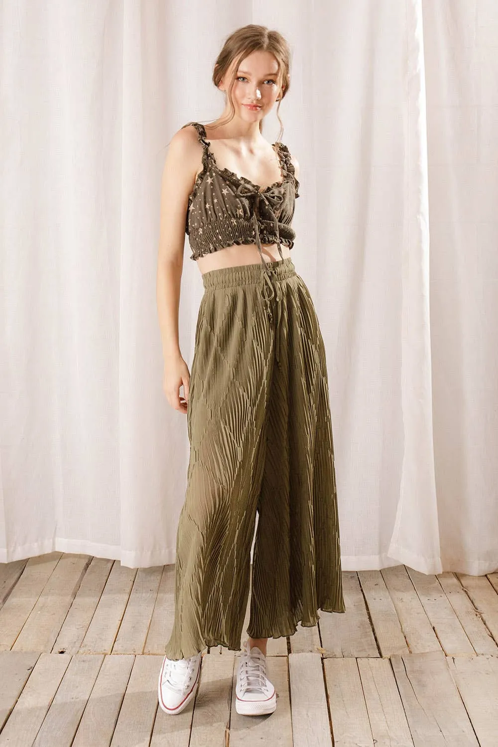 Olive Wide Leg Pants - Pleated Accordion Palazzo Pants